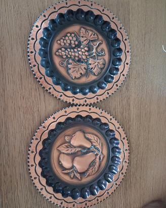 2 Piatti in rame decorati