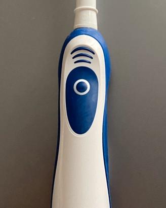 Spazzolino elettrico Braun Oral-b