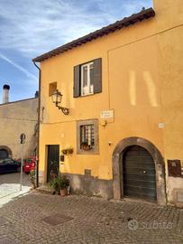 Appartamento di 120 m² con più di 5 locali a Tusca