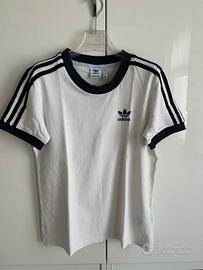 Maglietta a maniche corte adidas
