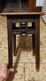 Sgabello in legno massiccio arte asiatica 