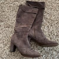 Stivali donna in camoscio