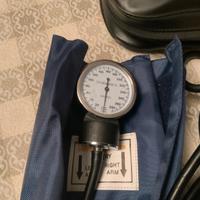 Misuratore pressione manuale