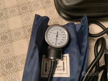 Misuratore pressione manuale