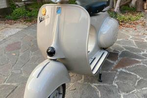 Piaggio Vespa 125 (VNA) - 1958