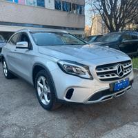 Mercedes-benz gla 180 d automatic sport
