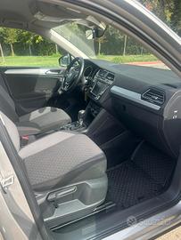 Volkswagen Tiguan 2.0 TDI SCR DSG 4MOTION Business