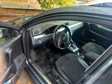 PASSAT STATION WAGON