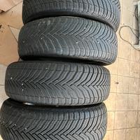 4 gomme usate in buonissime condizioni