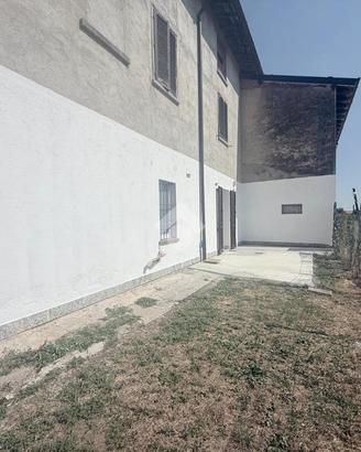 3 LOCALI A TURATE