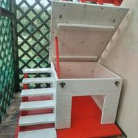 Cuccia in legno per gatti o cani di piccola taglia