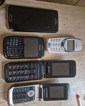 samsung s6 nokia 3310 blackberry