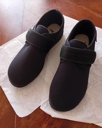 scarpa sanitaria donna n. 39