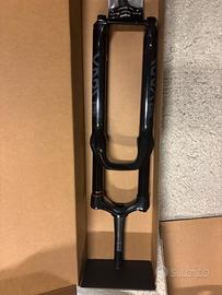 Forcella Rockshox Yari 170mm per 29’