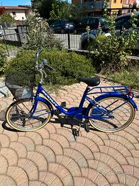 Bicicletta da pesseggio blu Scout