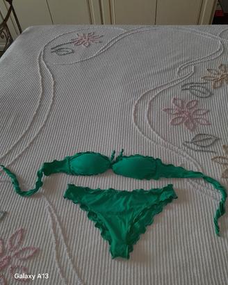 Costume donna verde Bikini Colors.
