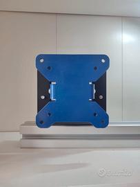 Attacco variovesa per monitor pc