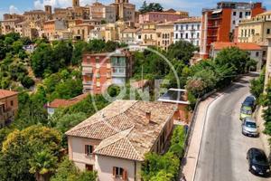 Villa di 312 m² con 5 locali a Chieti