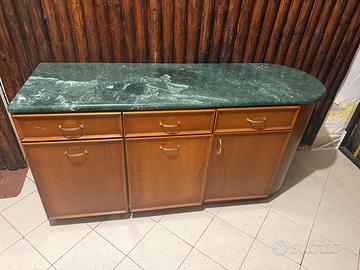 Credenza con piano in marmo verde