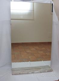 Specchio con mensola
