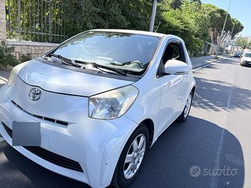 Toyota IQ