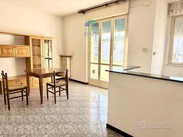 Luminoso e spazioso bicamere in zona tranquilla