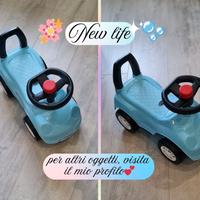 Macchinina per bambini blu