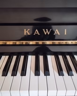 pianoforte Kawai BL 31 special
