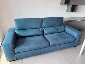 Divano Poltronesofà modello Frigento