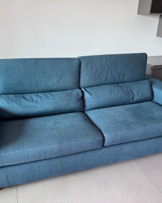 Divano Poltronesofà modello Frigento