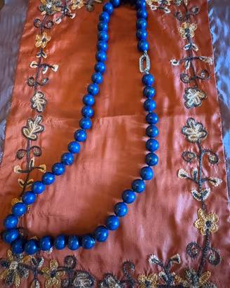 Collana molto bella di lapislazzuli