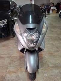 Maxi scooter 