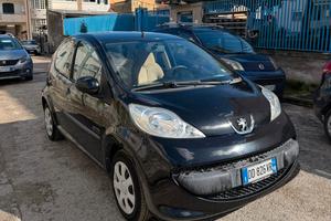 Peugeot 107 1.0 benzina