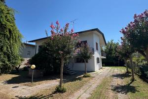 Privato vende villa in centro a orsago (tv)