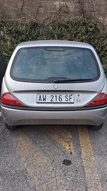 lancia y,1.2 del 98 benzina