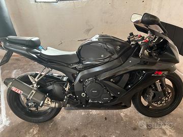 Suzuki gsx r 750 k8