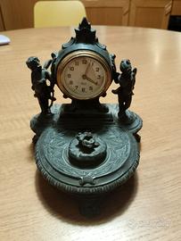 Orologio da scrivania in bronzo