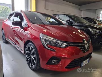 Renault Clio V 2019 1.6 E-Tech full hybrid Eq...