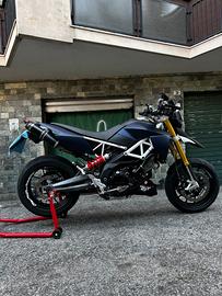 Aprilia dorsoduro 750