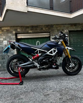 Aprilia dorsoduro 750