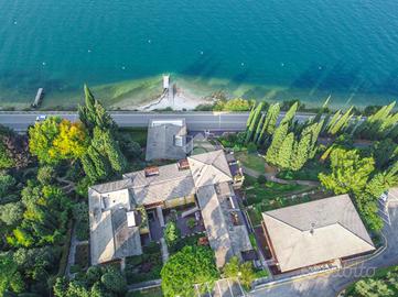 3 LOCALI A TORRI DEL BENACO