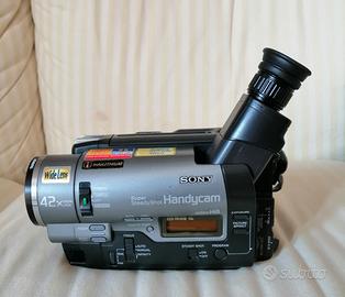 Sony Hi video camera recorder CCD-TR1100E