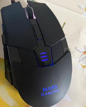 Mouse Mars Gaming con LED