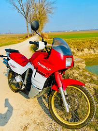 Honda Transalp 600