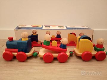 Trenino in legno per il bambini