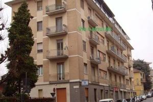 Immobile in asta di 83 m² con 3 locali e box auto 