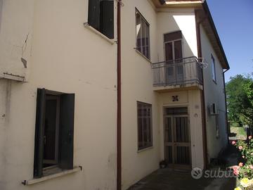 Casa Indipendente con Garage e adiacenze