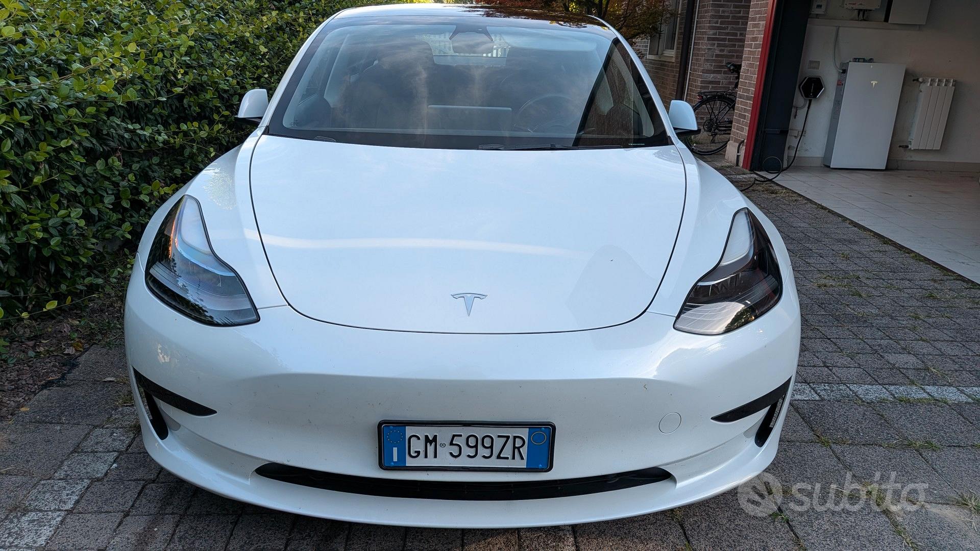 Tesla Model 3 2023 photo 3