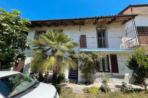 Casa, altro immobile , più terreno