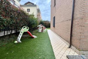 4 LOCALI A ALBANO SANT'ALESSANDRO